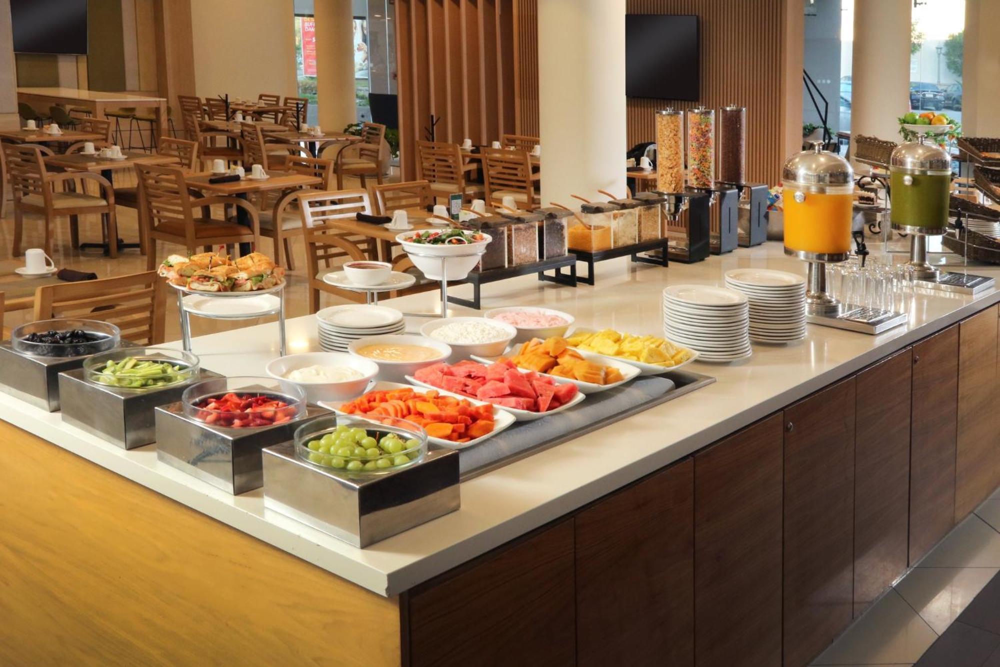 Holiday Inn Tijuana Zona Rio By Ihg Eksteriør billede